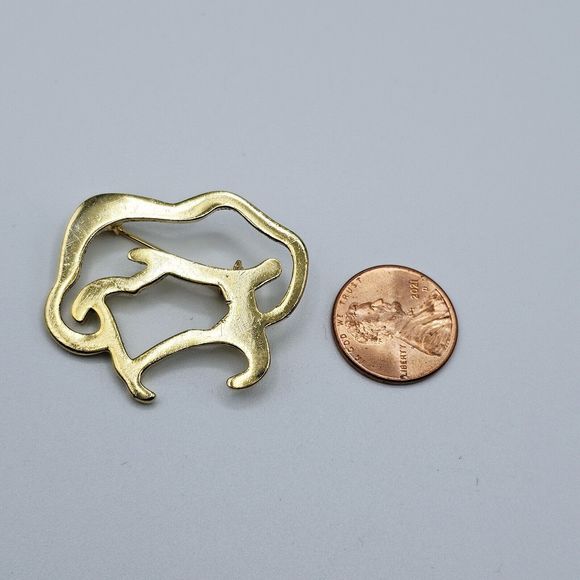 Chef Hat Brooch Silhouette Open Outline Pastry Cook Artistry Kitchen Jewelry Pin - Picture 4 of 8